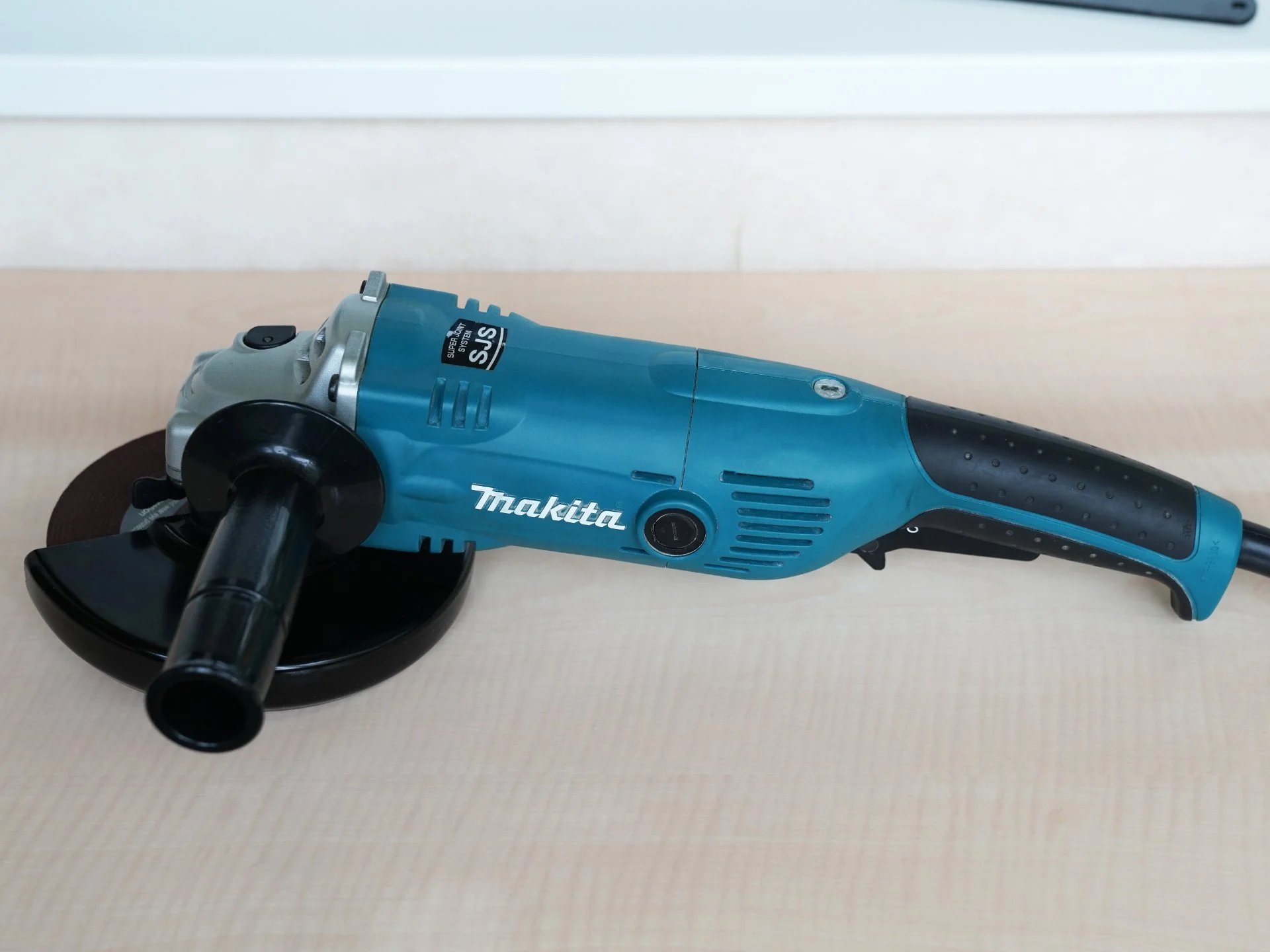 УШМ Makita GA6021C - миниатюра 4