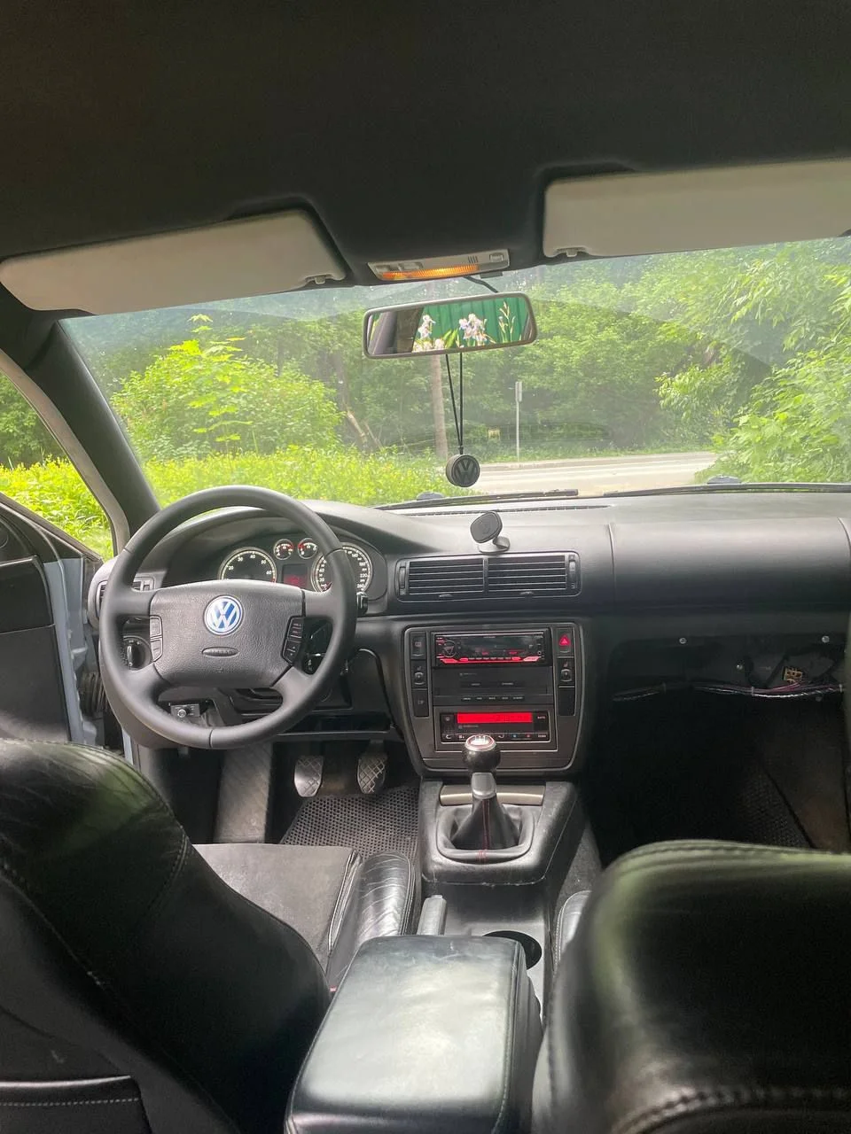 Volkswagen Passat b5 plus 2.8 МТ - миниатюра 13
