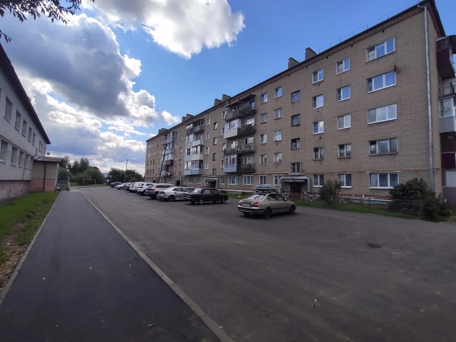 Продам 3-х комнатную квартиру в пос.Черусти г.о Шатура Московская область, прямое ж/д сообщение с Москвой, любая форма оплаты