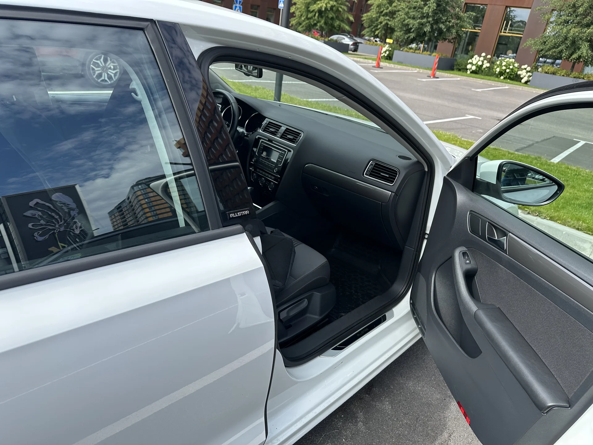 volkswagen jetta 6 - миниатюра 14