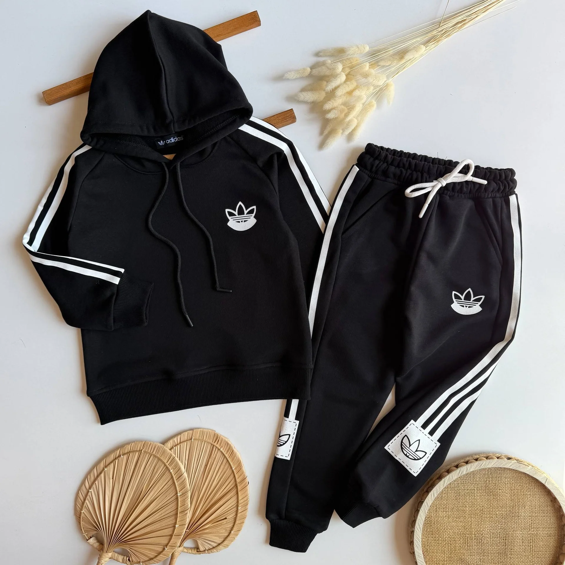 Костюм adidas детский - изображение 1