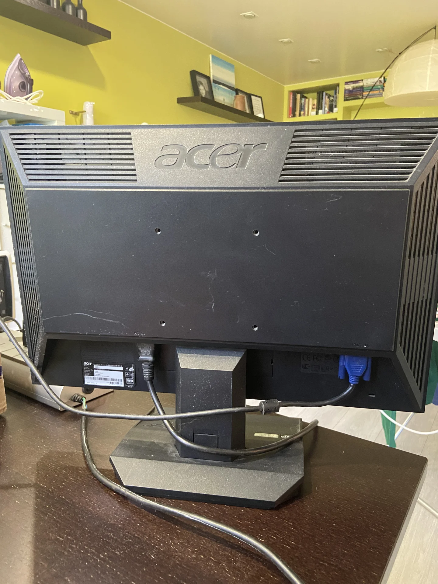 Монитор 20" Acer V203W (1680x1050) - миниатюра 2