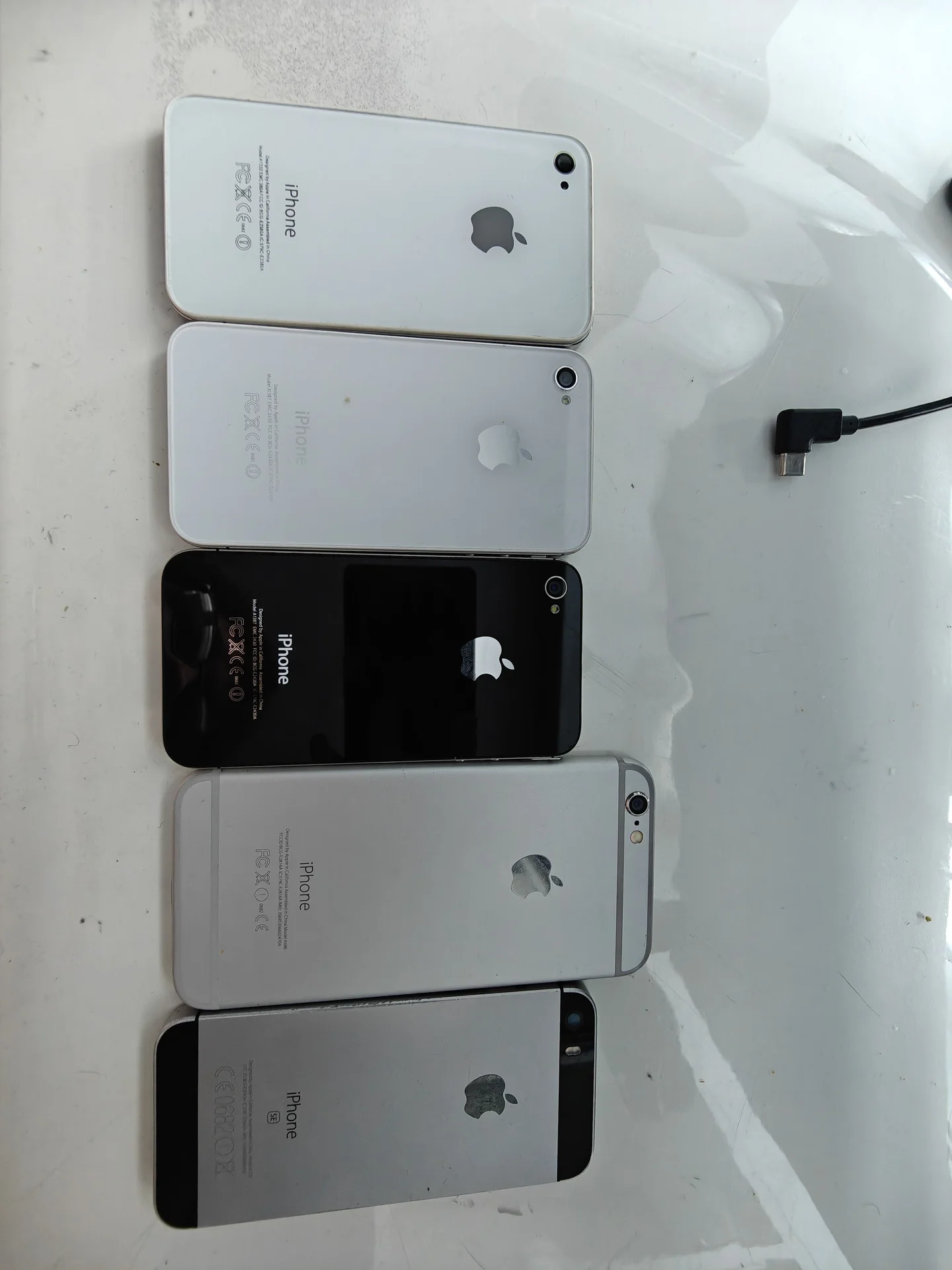 лот iPhone - миниатюра 2