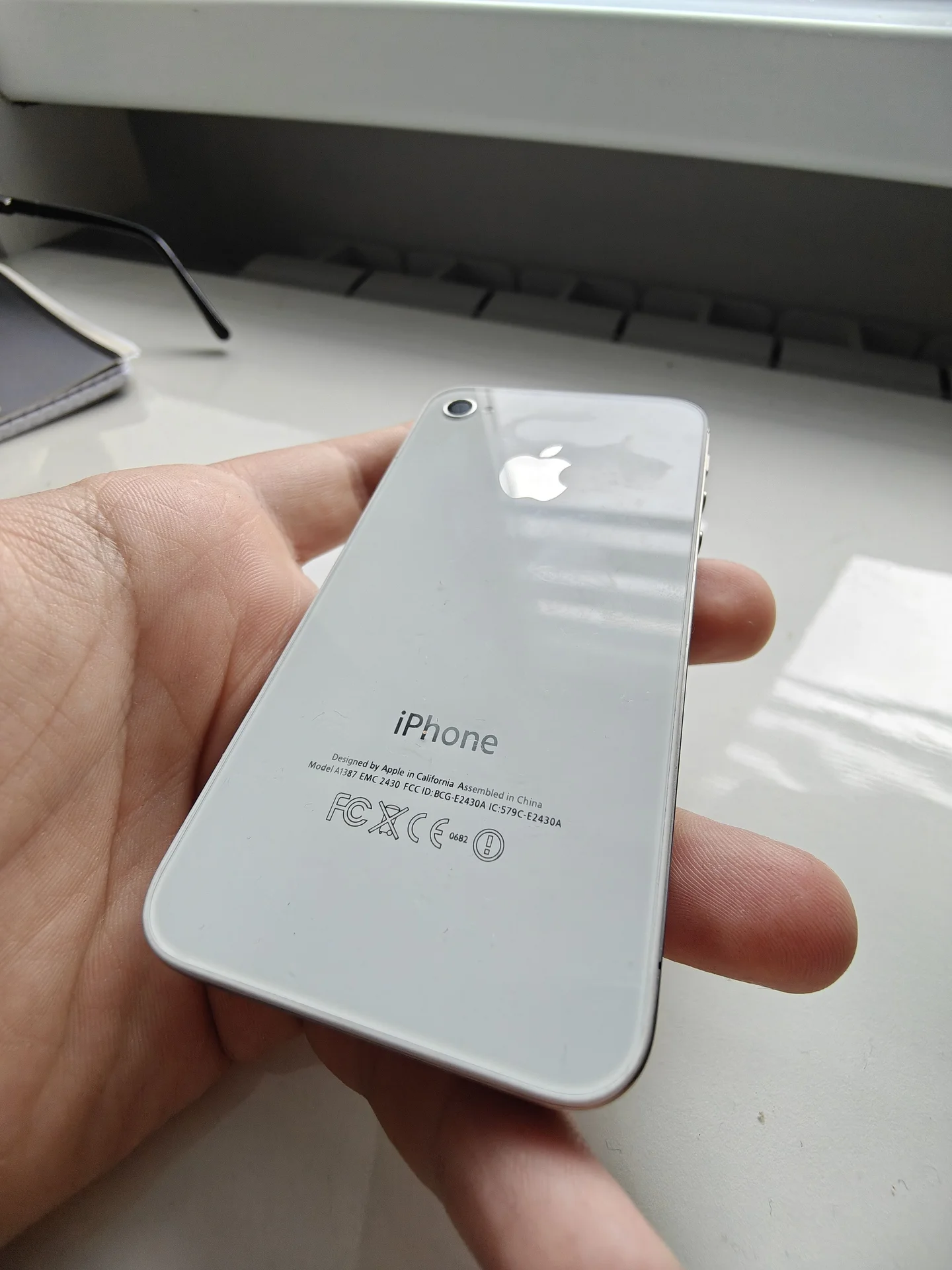 лот iPhone - миниатюра 8