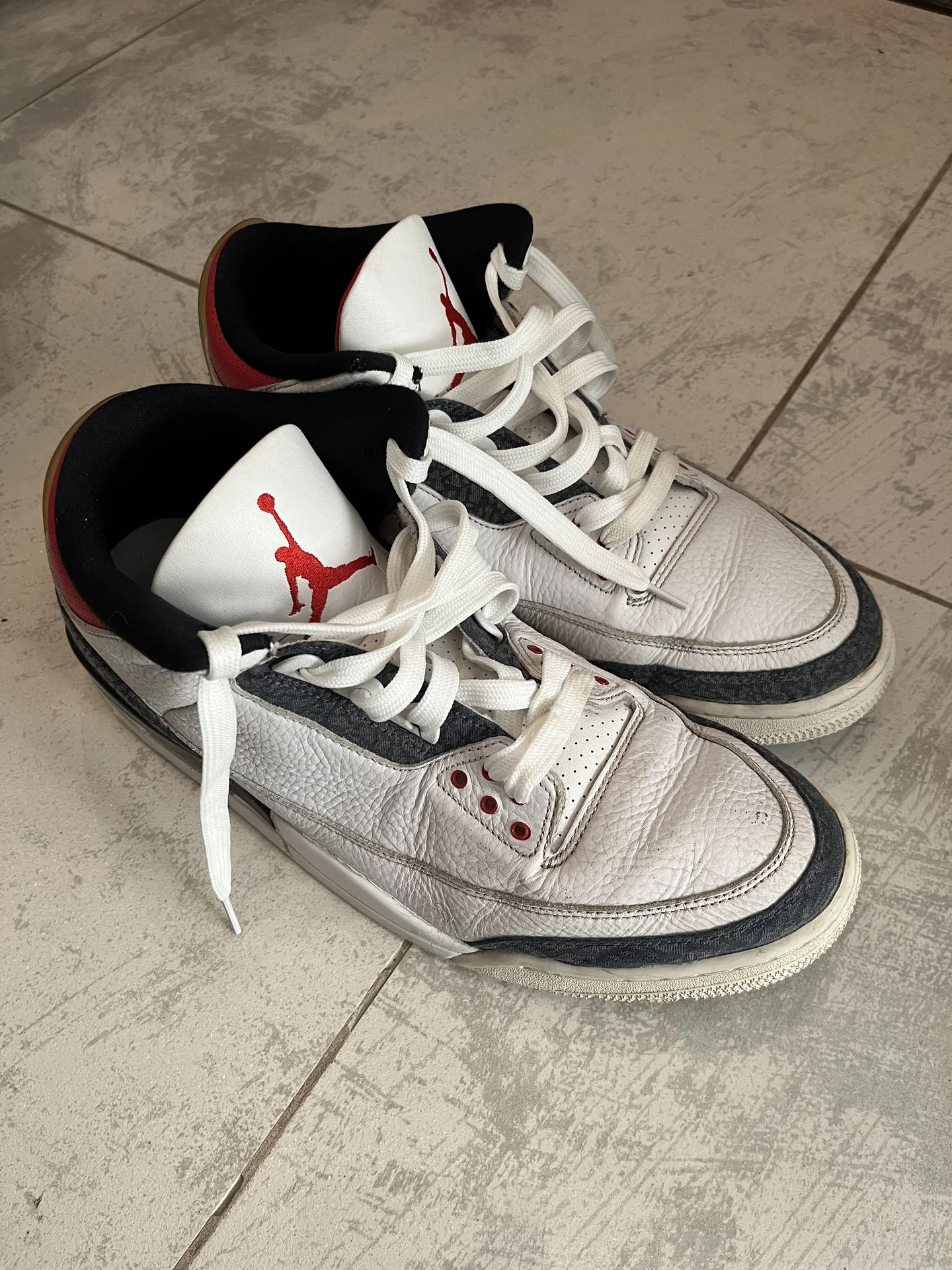 Кроссовки Air Jordan 3 - изображение 1