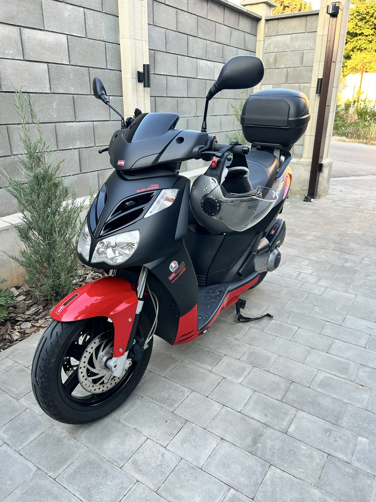 aprilia sportcity 300 - изображение 1