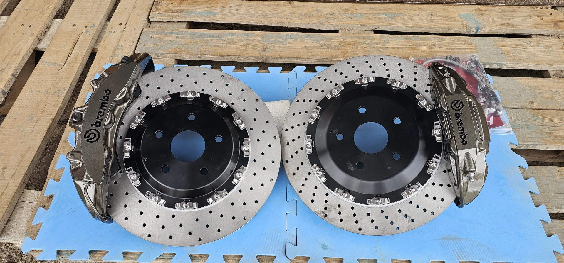 Тормозная система Brembo на Toyota camry 70-80