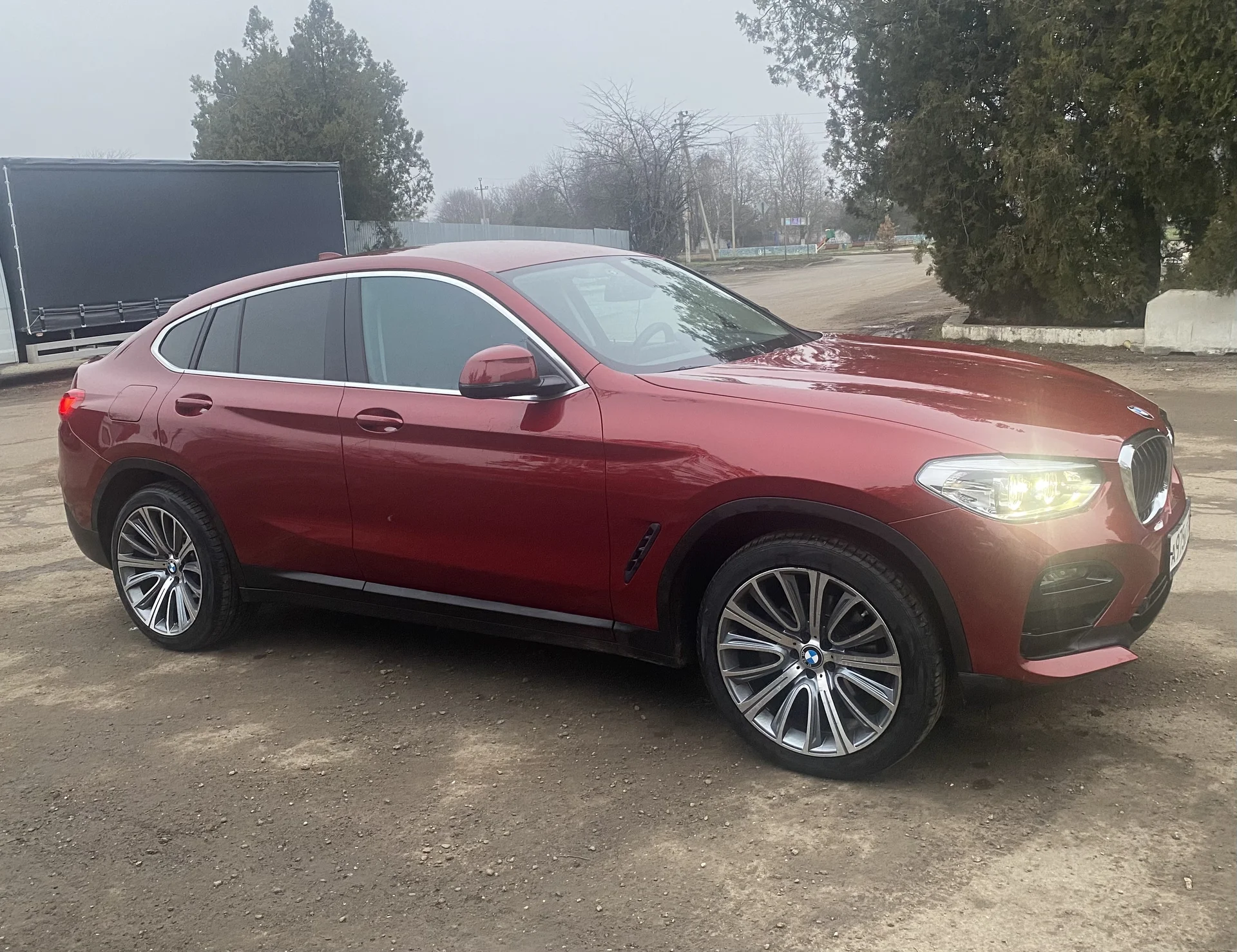 BMW X4 - миниатюра 2