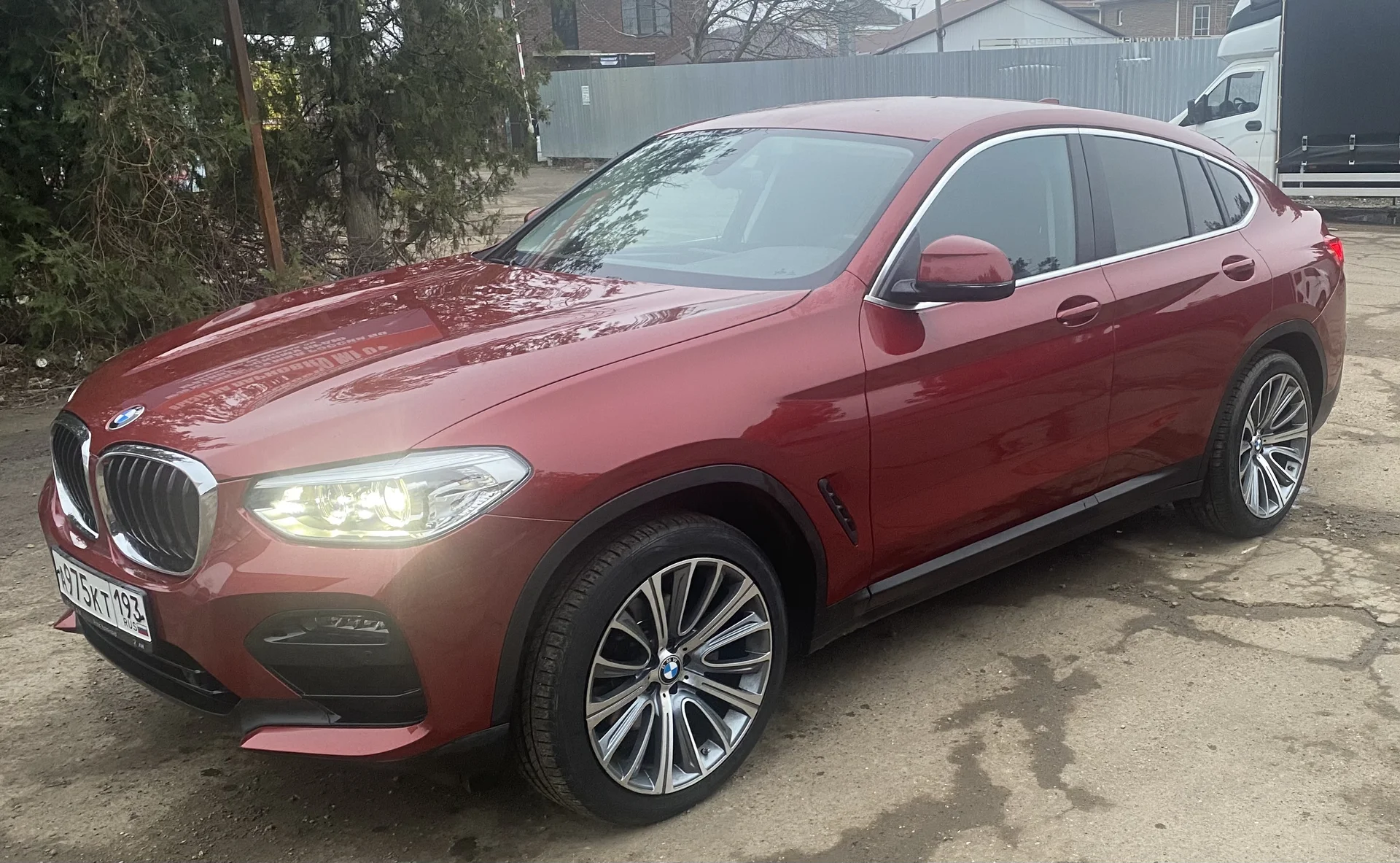 BMW X4 - миниатюра 3
