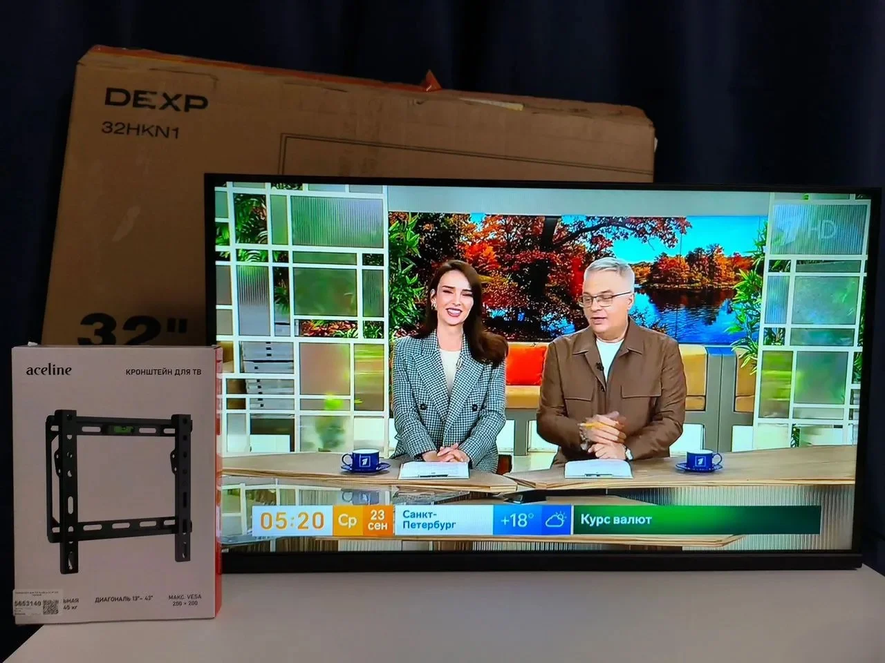 Телевизор dexp 32"(81см) с кронштейном