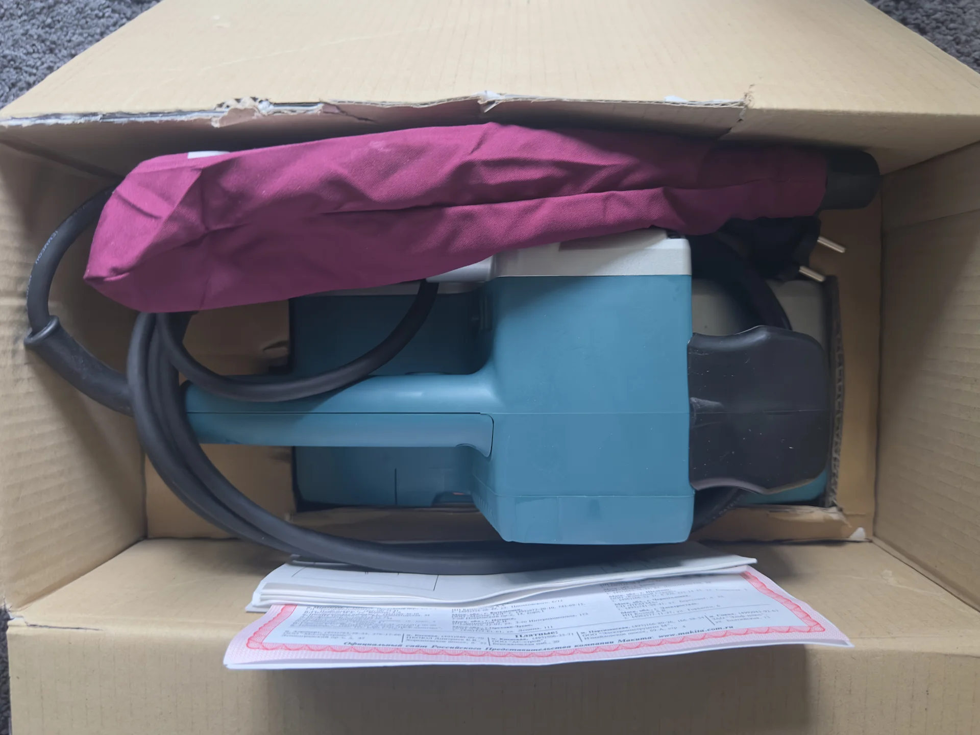 новая шлифмашина makita 9404 - миниатюра 6
