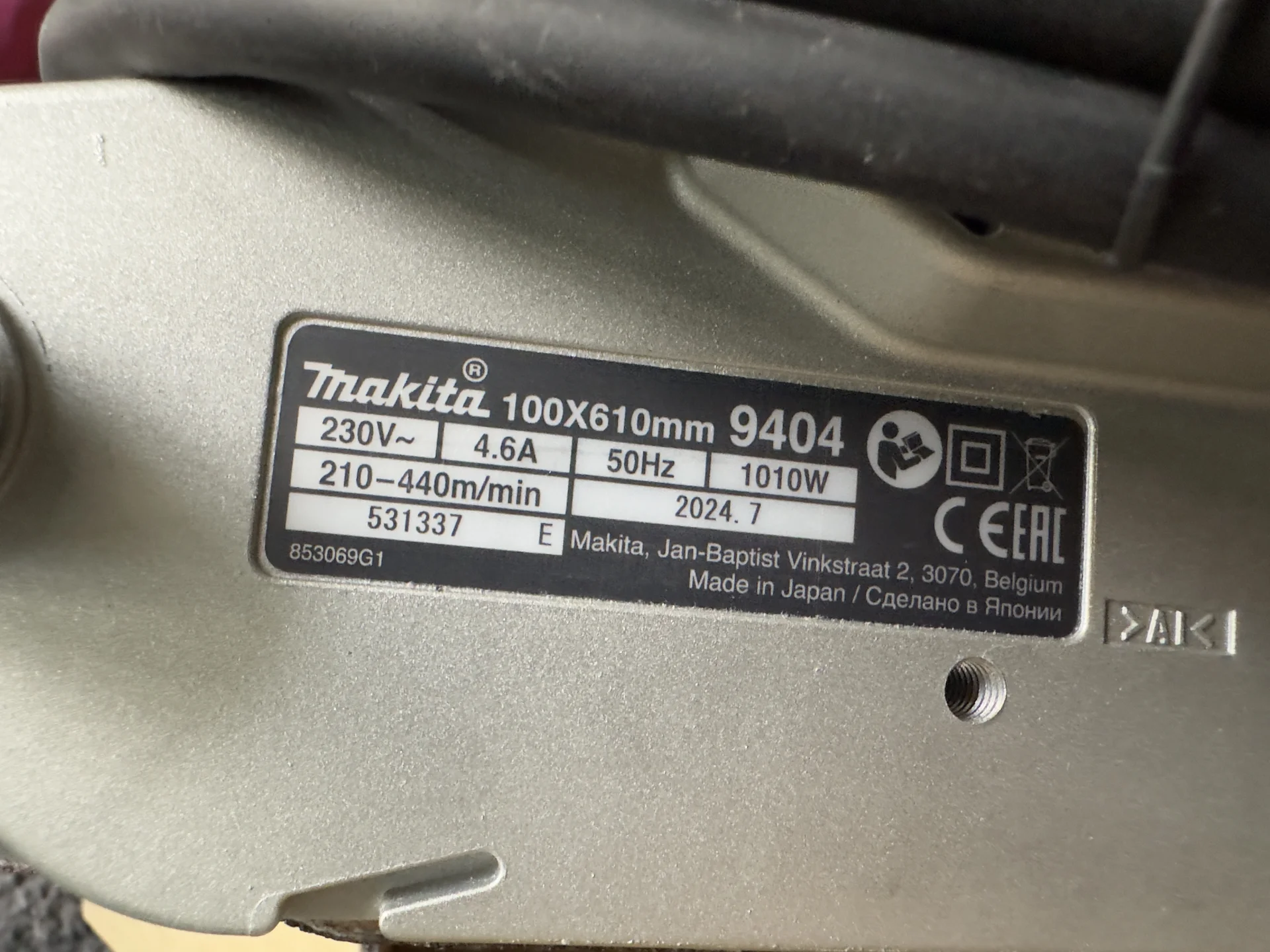 новая шлифмашина makita 9404 - миниатюра 7