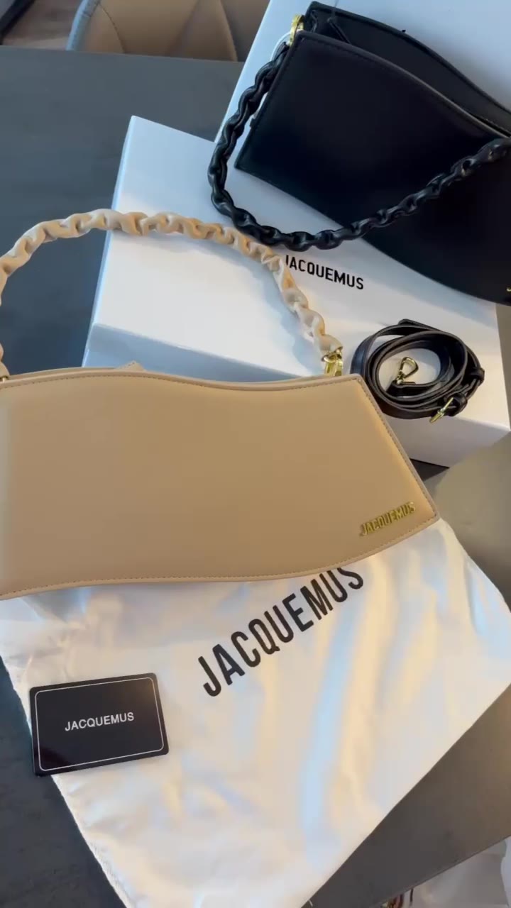 Сумка Jacquemus черная - видео 1