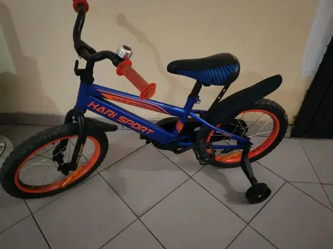 детский велосипед.