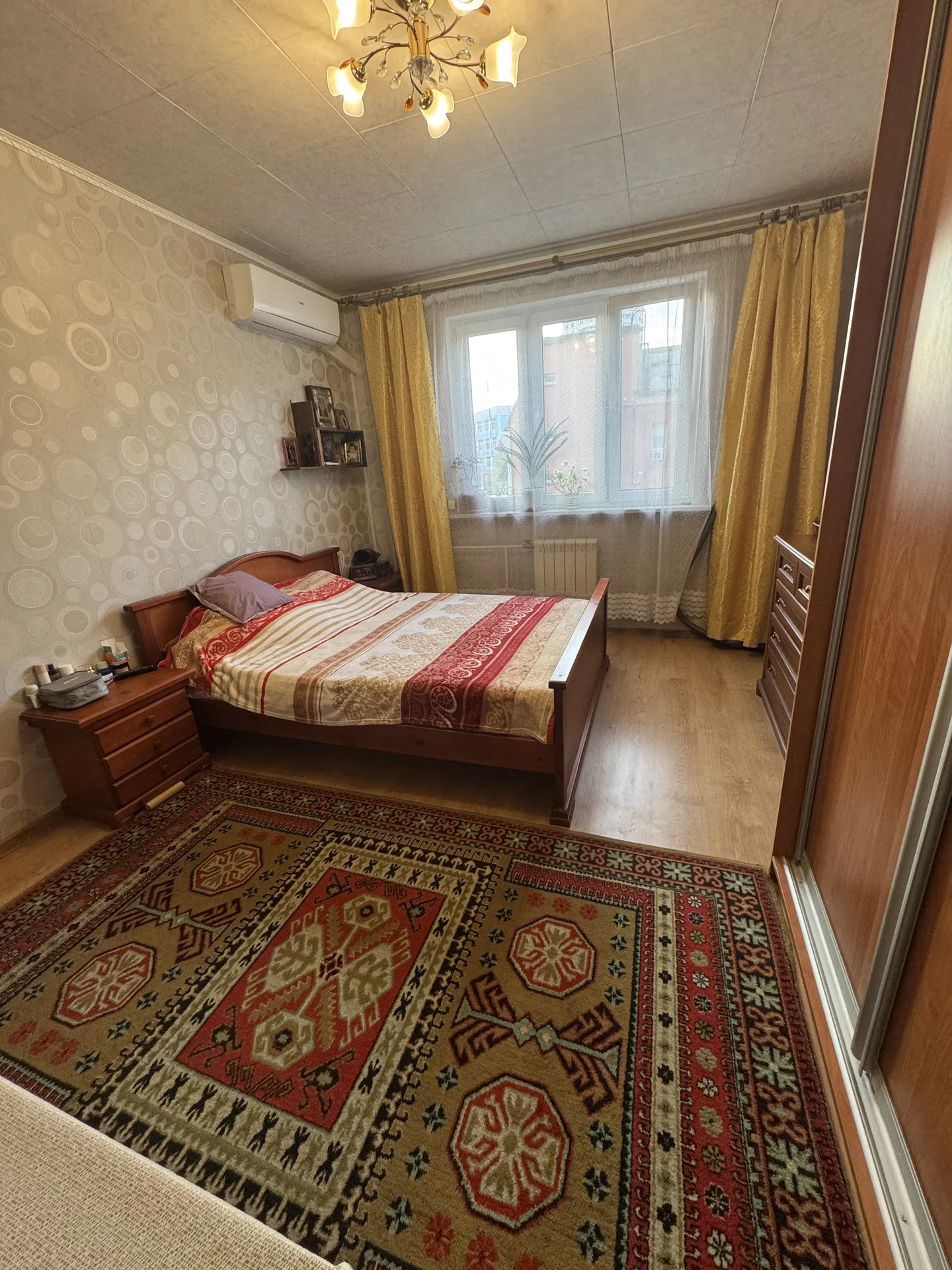 Продается трехкомнатная квартира - миниатюра 29