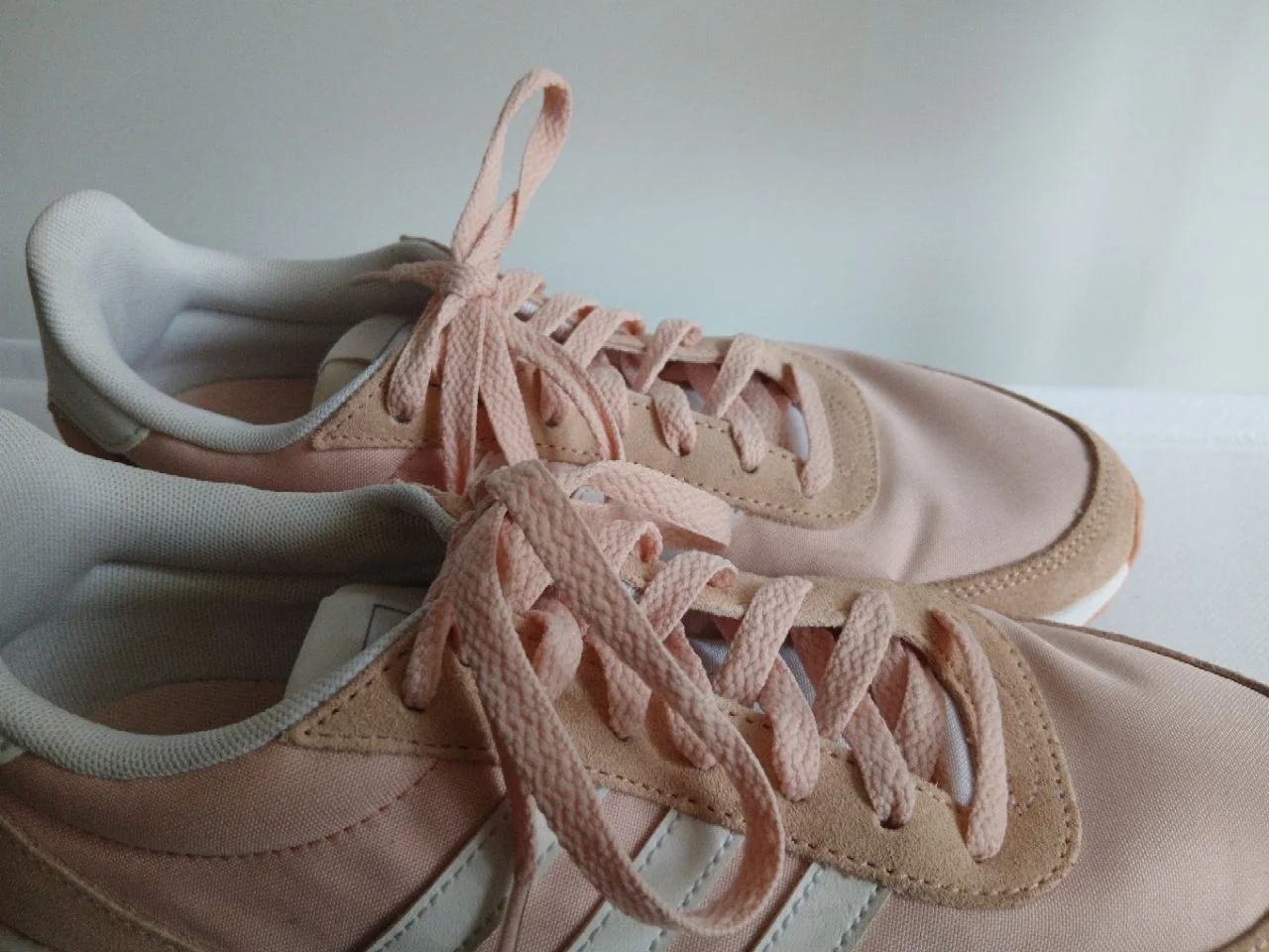 Кроссовки adidas женские 39 - миниатюра 2