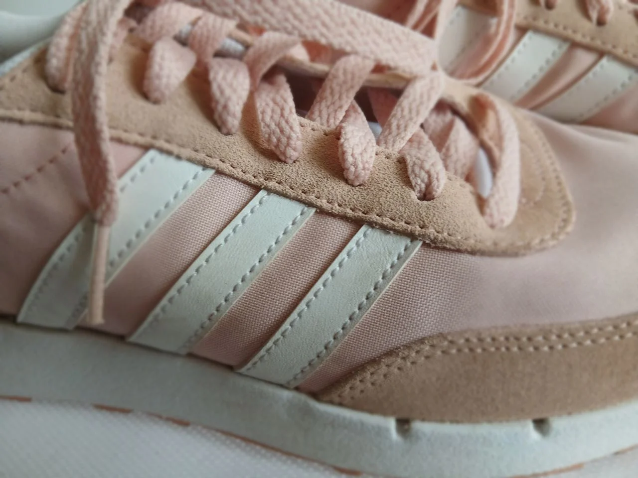 Кроссовки adidas женские 39 - миниатюра 5