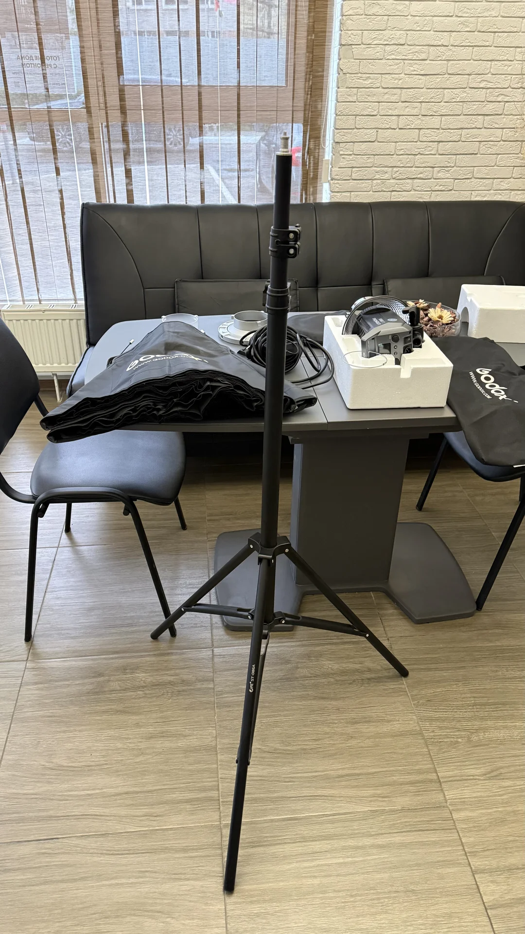 Godox litemons lа150Bi+Софтбокс - миниатюра 2
