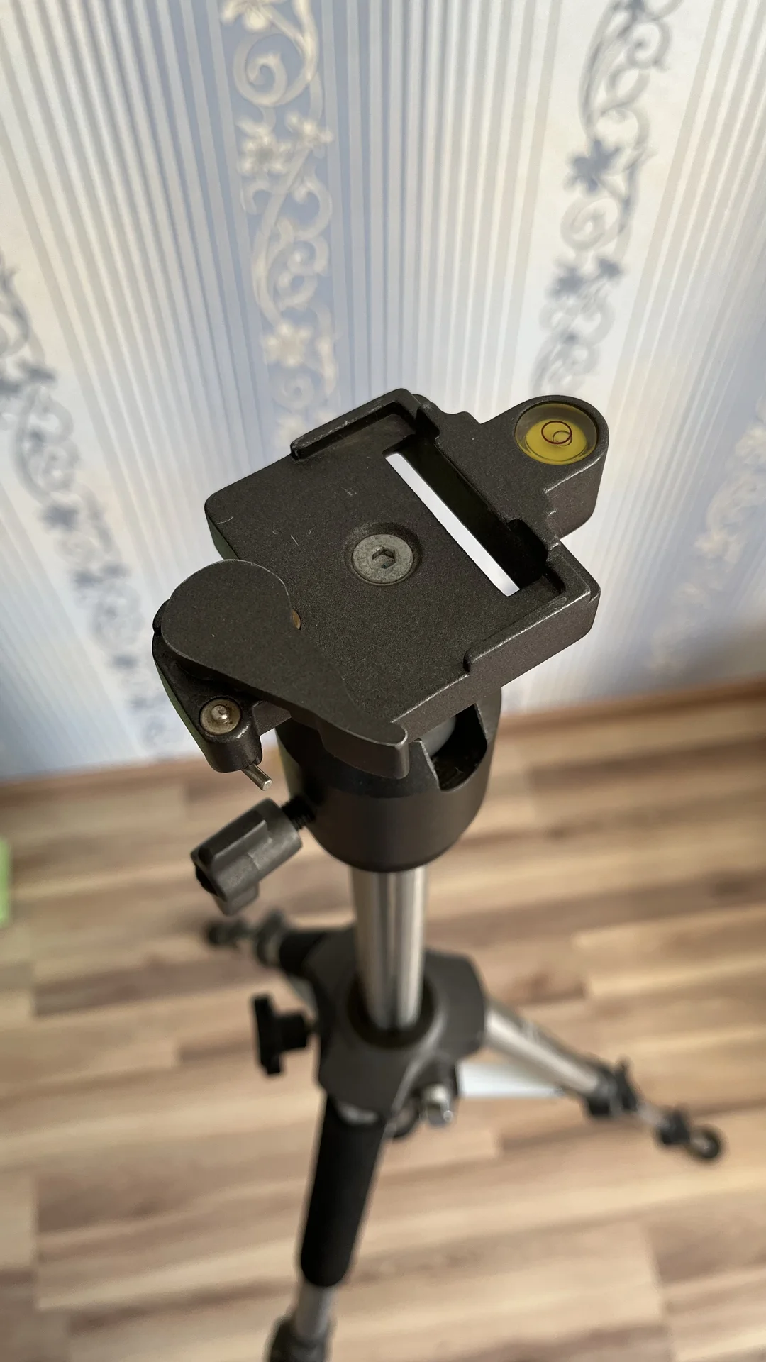 Штатив для фотоаппарата FalconEyes HT 1555T - миниатюра 4