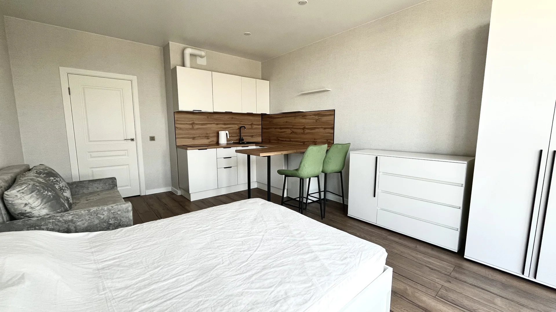 Квартира-студия 26,5 м2 - миниатюра 2