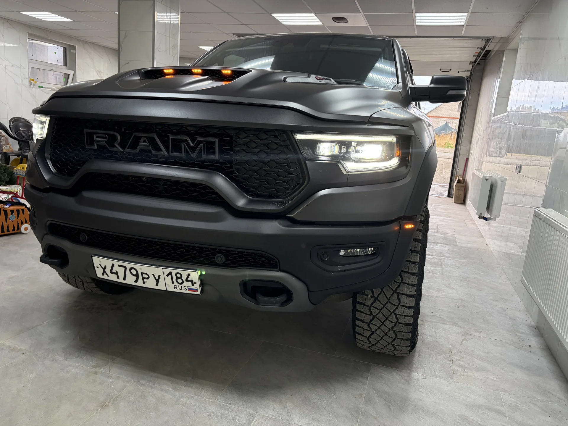 Dodge RAM 1500 TRX - миниатюра 3