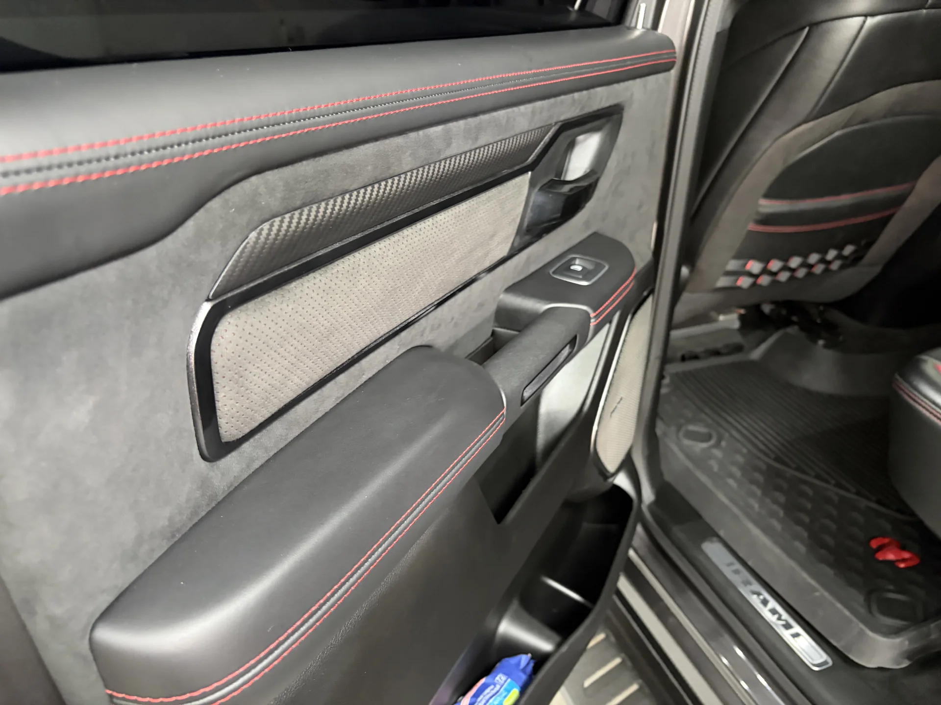 Dodge RAM 1500 TRX - миниатюра 31