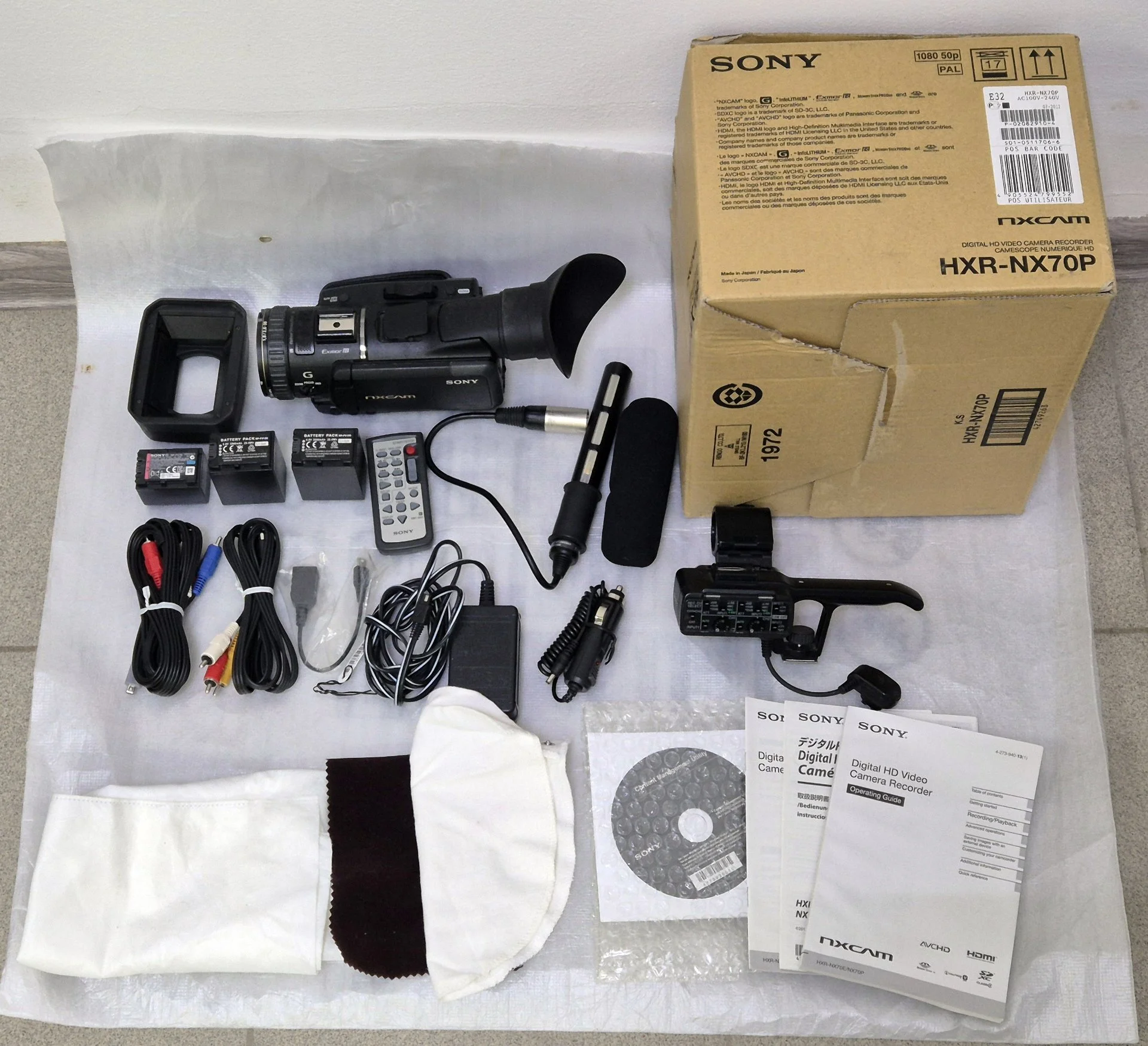 Sony HXR-NX70P + штатив Sony + сумка Almi Pro - миниатюра 6