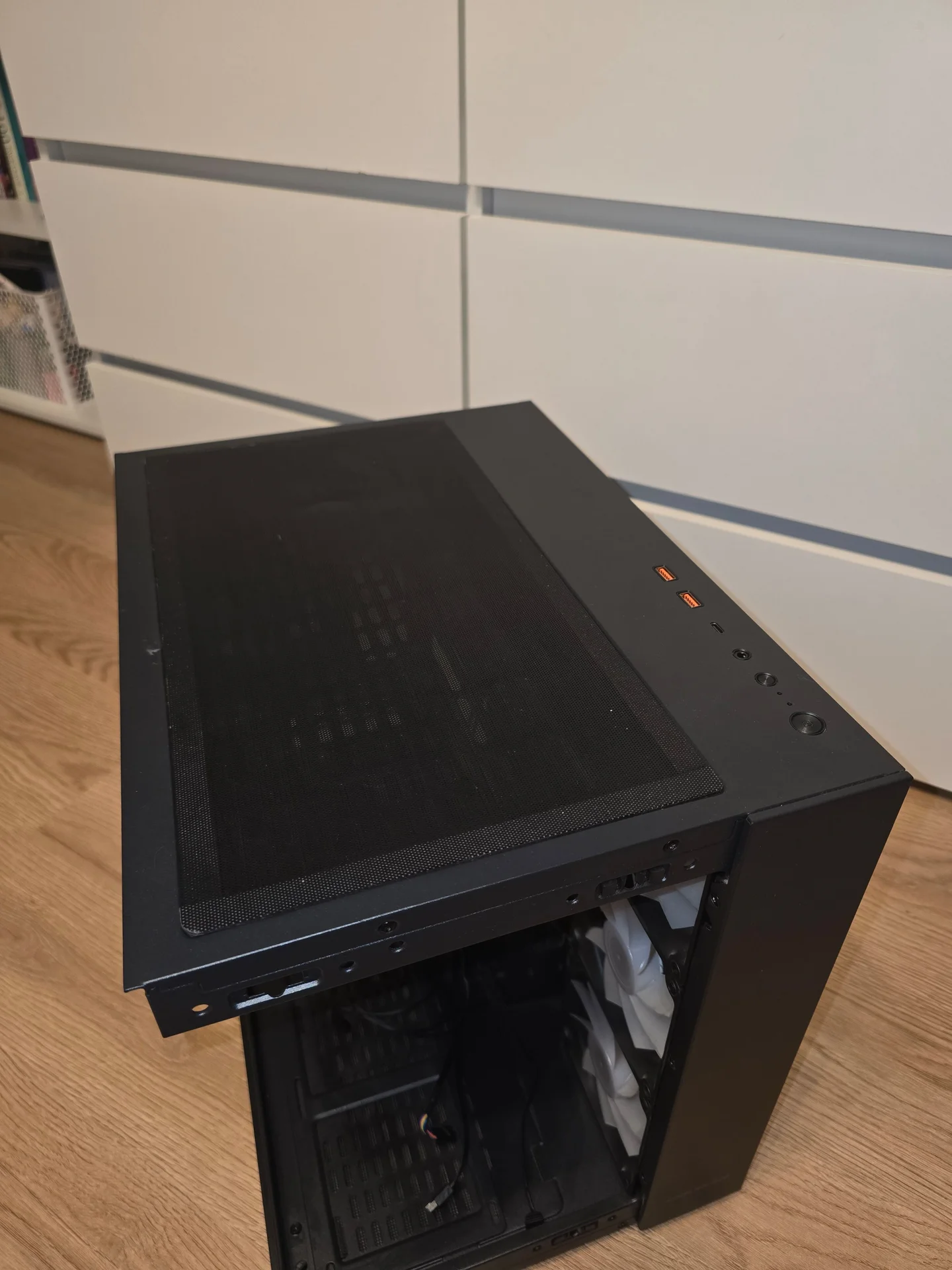 Игровой корпус Cougar FV150 RGB - миниатюра 3
