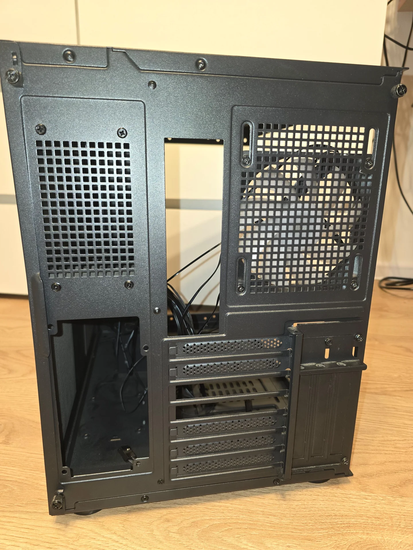 Игровой корпус Cougar FV150 RGB - миниатюра 5