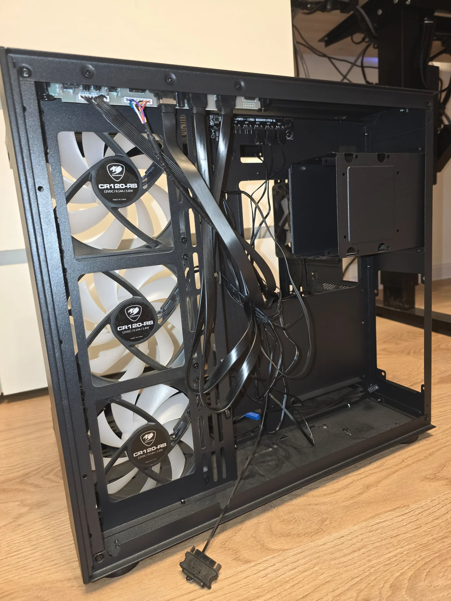 Игровой корпус Cougar FV150 RGB - миниатюра 7