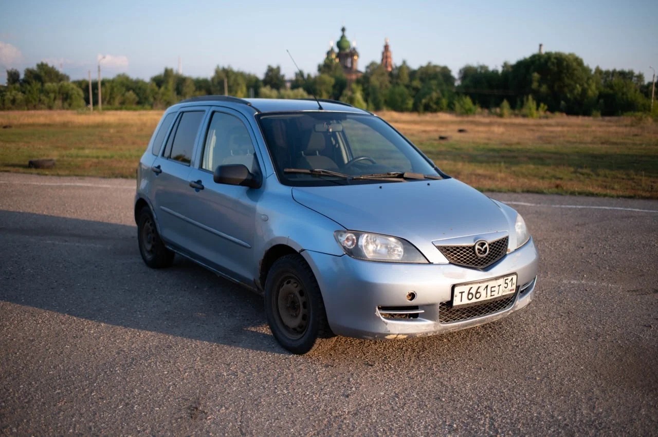 Mazda 2 2003 - миниатюра 3
