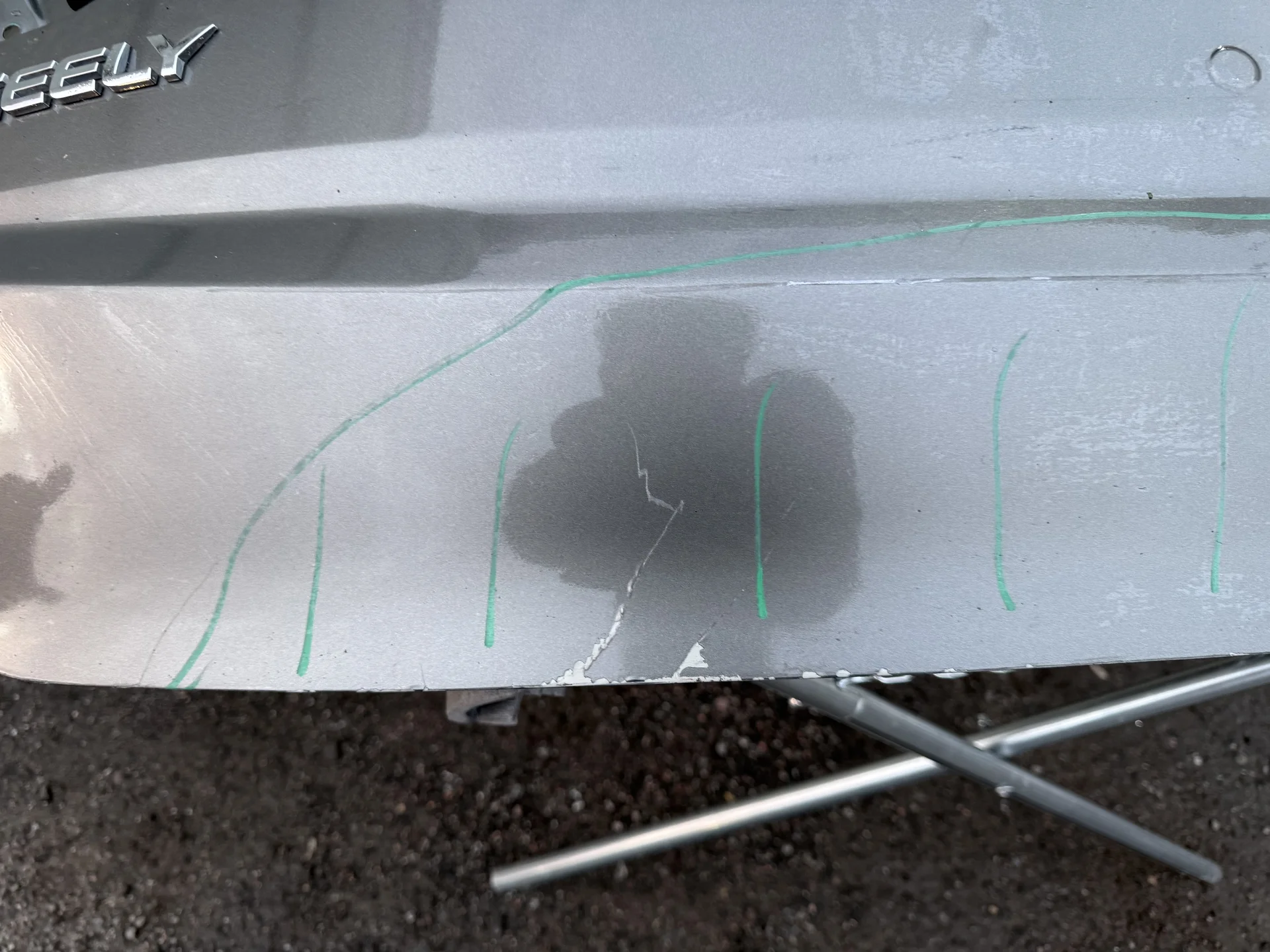 Дверь багажника Geely Coolray со стеклом - миниатюра 2