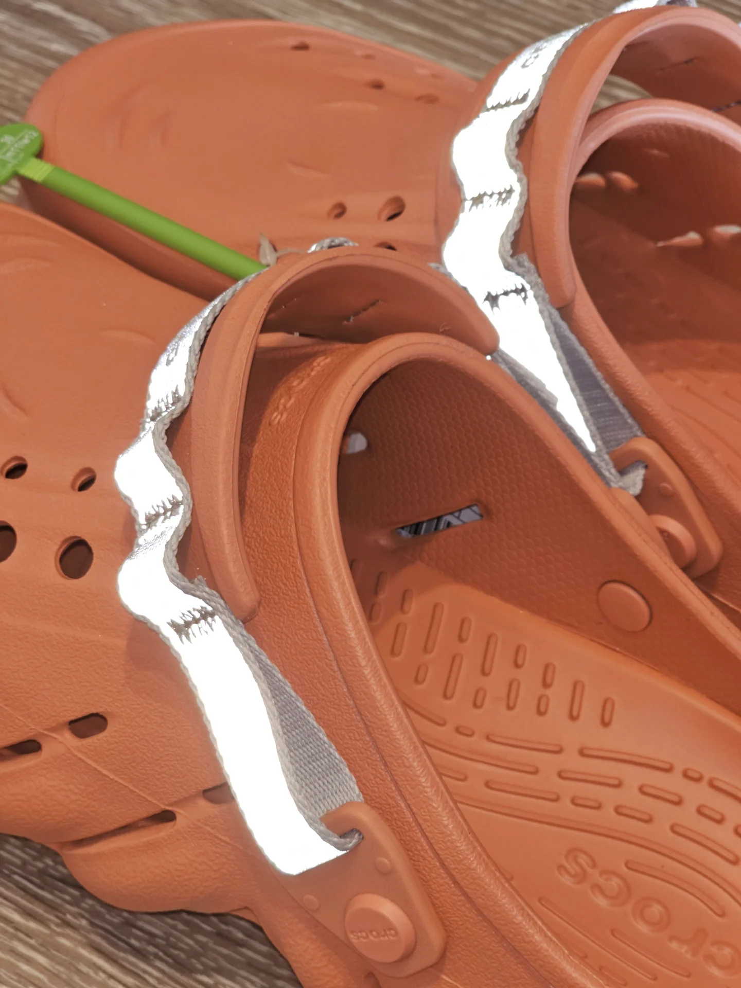 Кроксы Crocs Echo clog Grapefruit Reflective - миниатюра 2