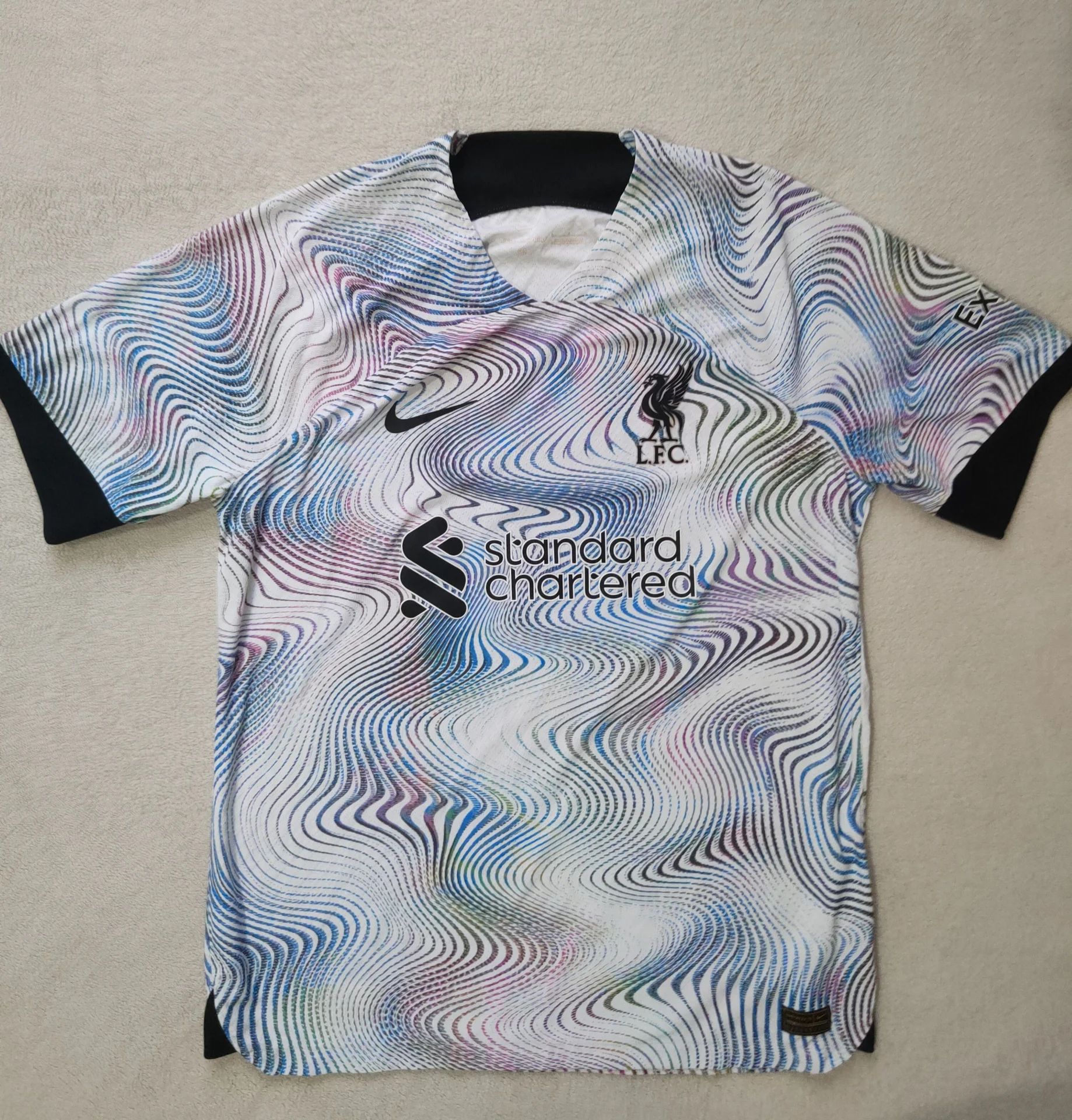 Джерси Nike Liverpool FC 22-23 L оригинал