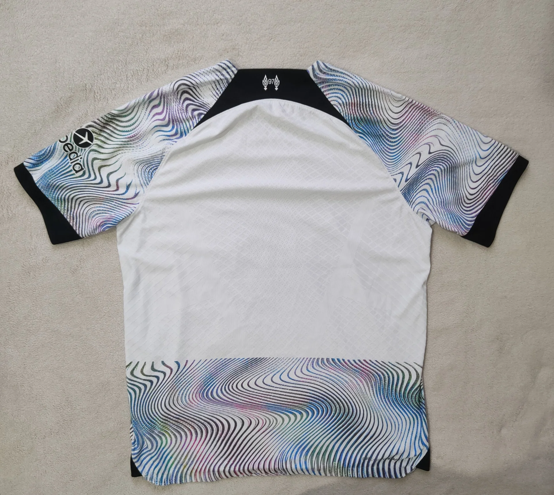 Джерси Nike Liverpool FC 22-23 L оригинал - миниатюра 5