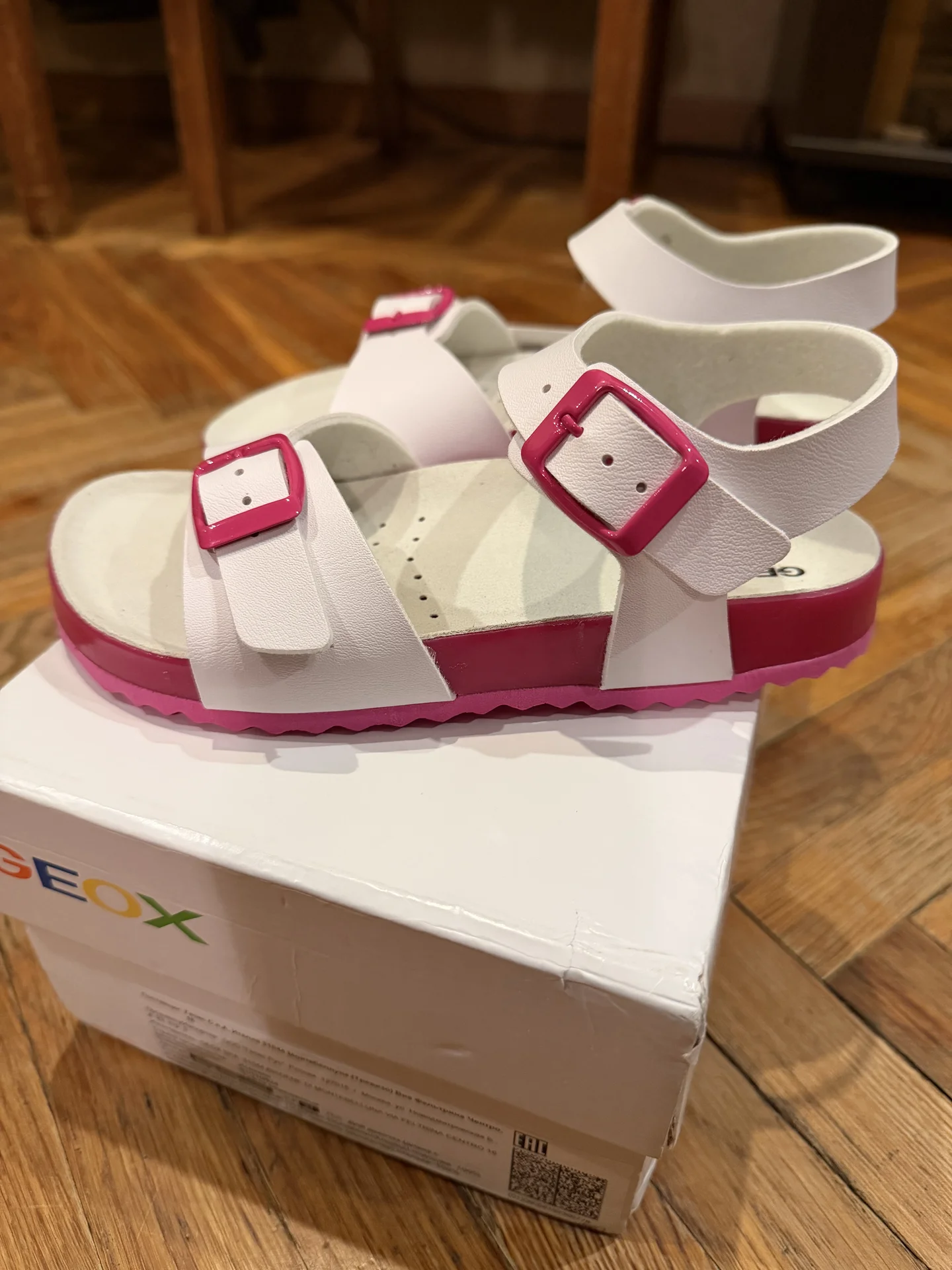 Новые сандали для девочки geox - миниатюра 2