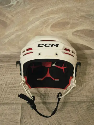 Шлем хоккейный ССM HT 70 SR