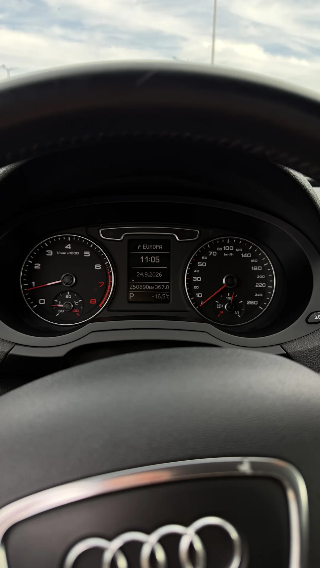 Продаю семейный автомобиль Audi Q3 2012г. СОБСТВЕН - миниатюра 10