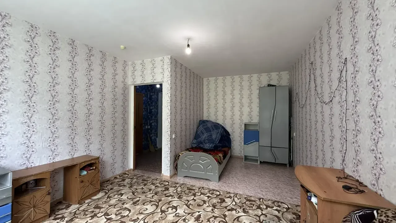 продам 1 комнатную квартиру 33 кв1/3. - миниатюра 6
