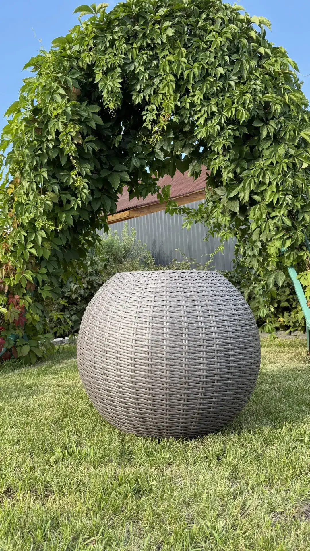 Садовые фигуры из ротанга. - миниатюра 2