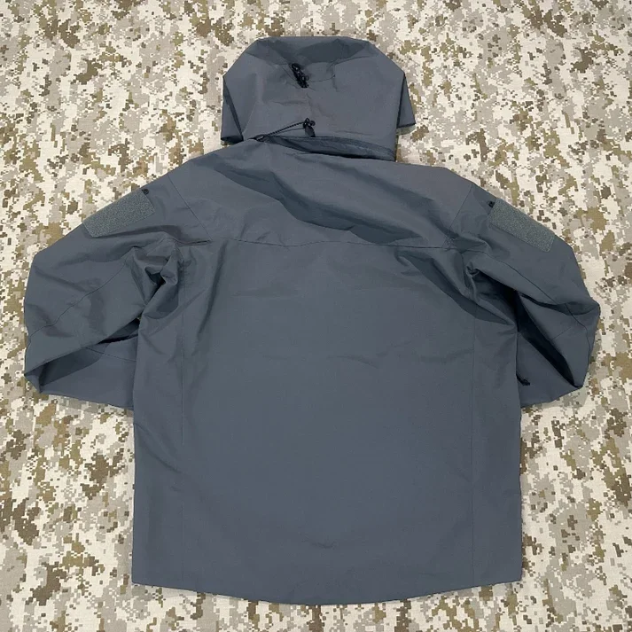 Arcteryx LEAF Alpha Gen2.2 Hardshell Jacket - миниатюра 2