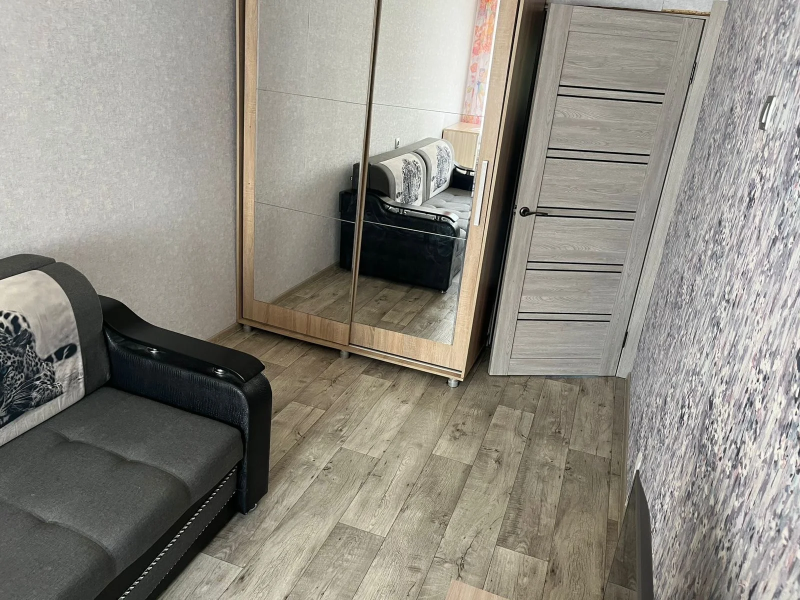 Продам 3- х комнатную квартиру - миниатюра 9