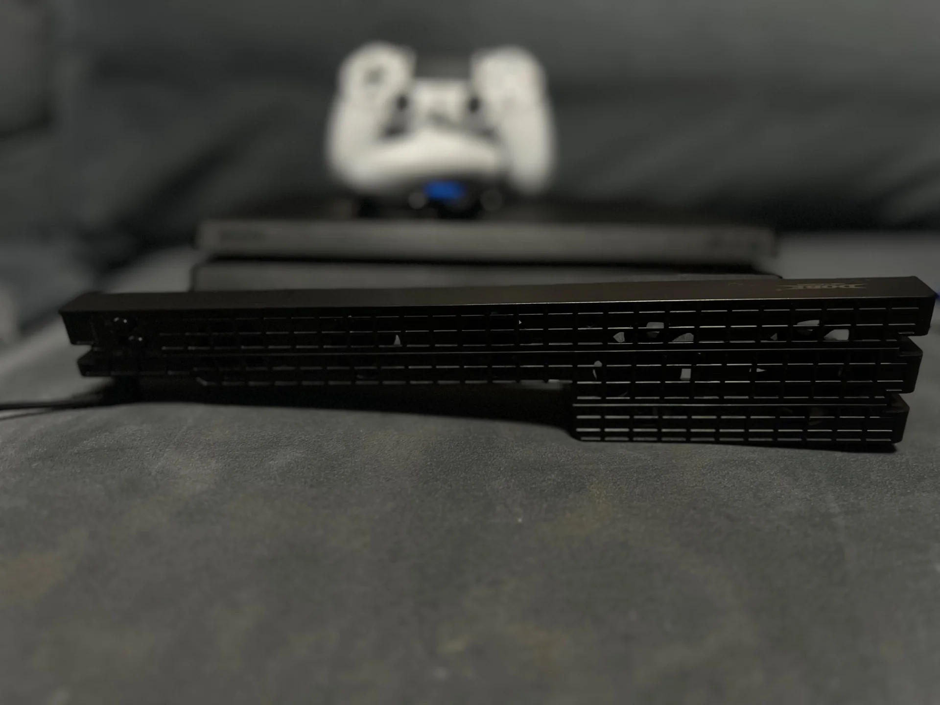 Sony Playstation 4 pro 2Tb - миниатюра 4