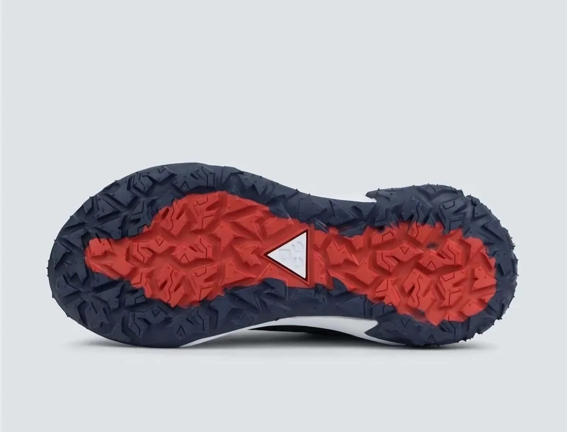 Кроссовки Nike ACG Mountain Fly 2 Low - изображение 1