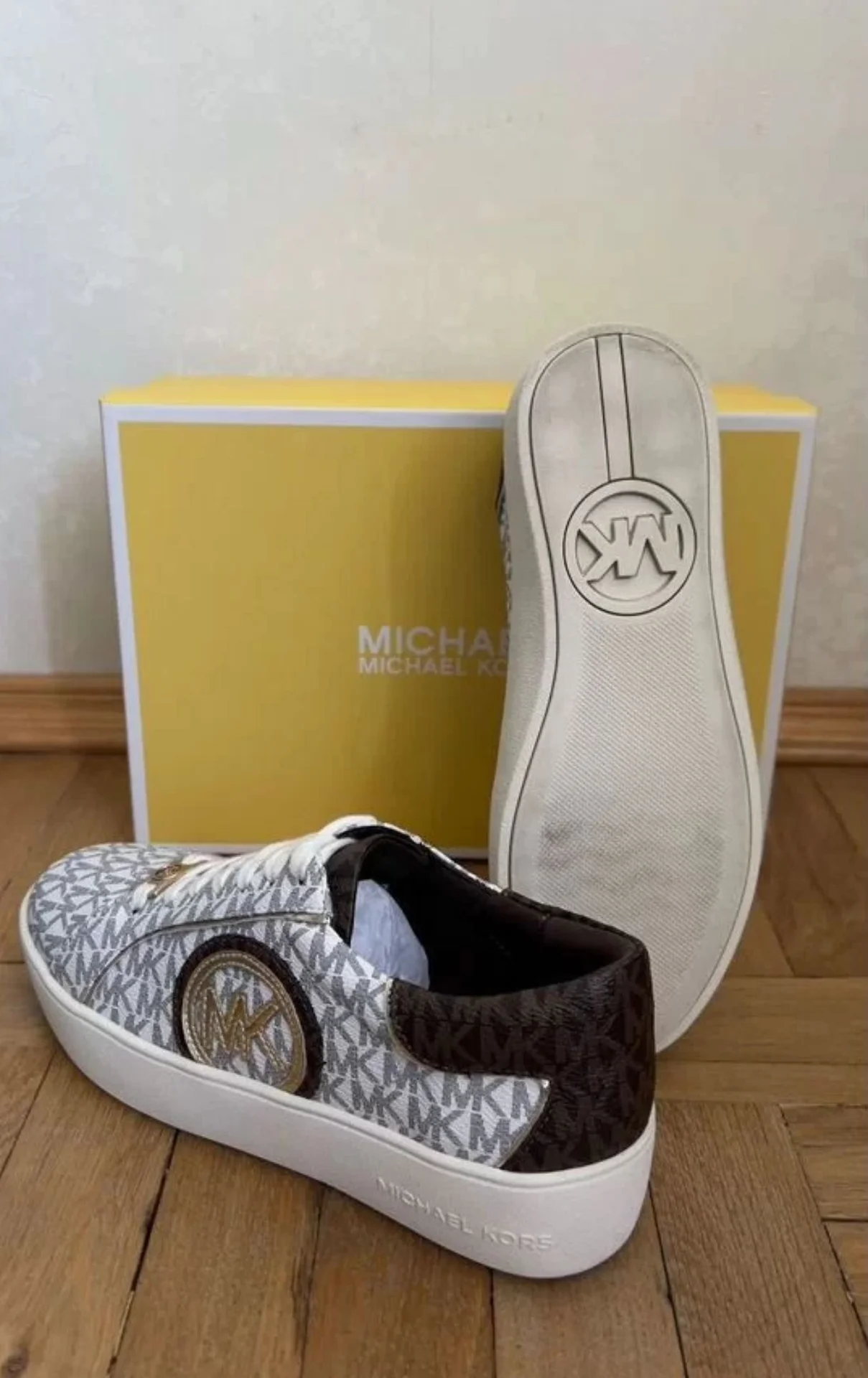 Кроссовки женские - миниатюра 6