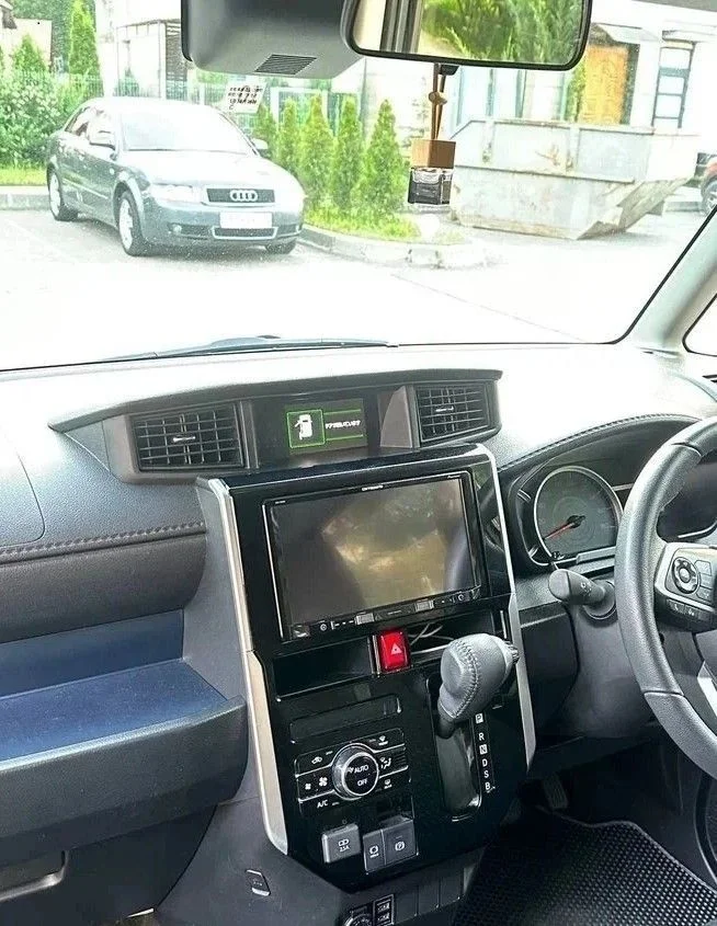 Toyota Roomy 2022 год - миниатюра 8