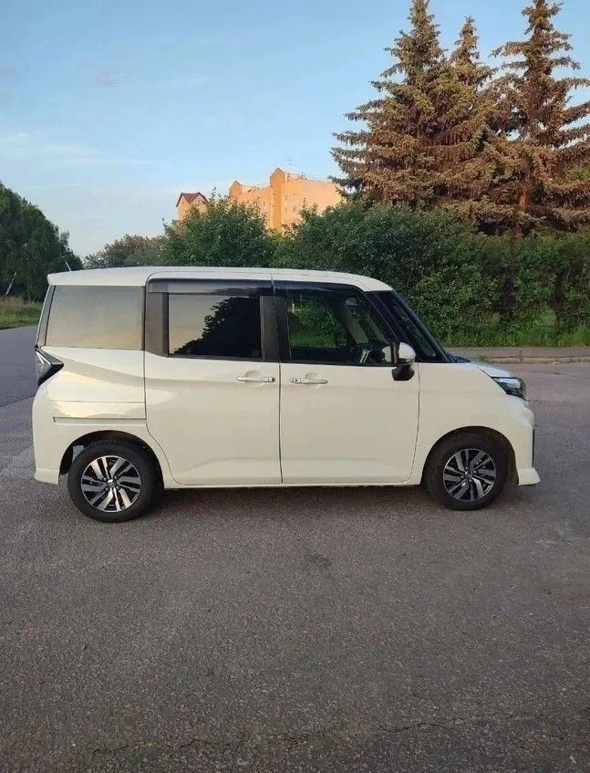 Toyota Roomy 2022 год - миниатюра 9