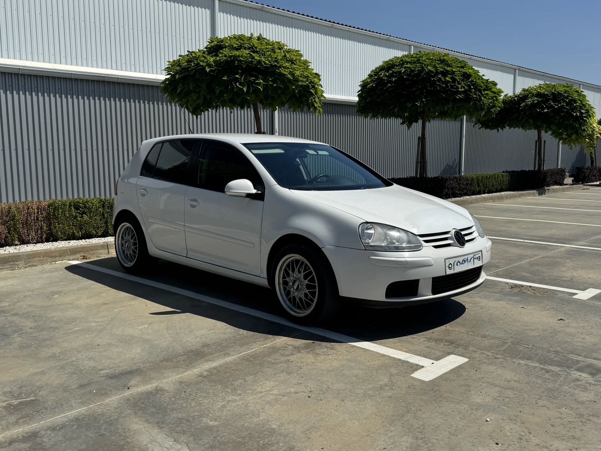 volkswagen golf mk5 - миниатюра 2