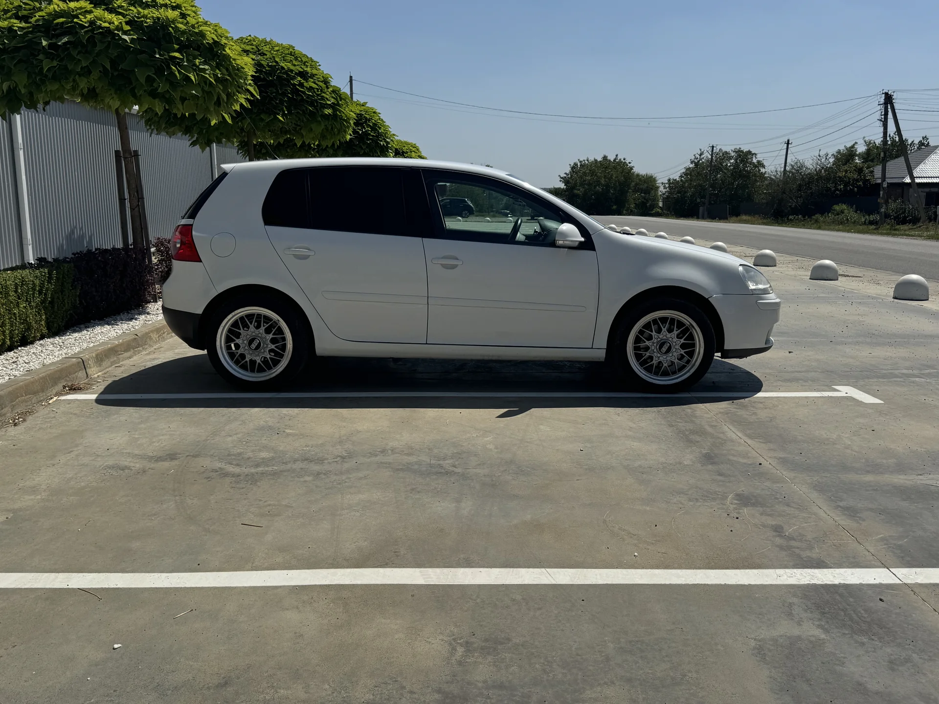 volkswagen golf mk5 - миниатюра 3