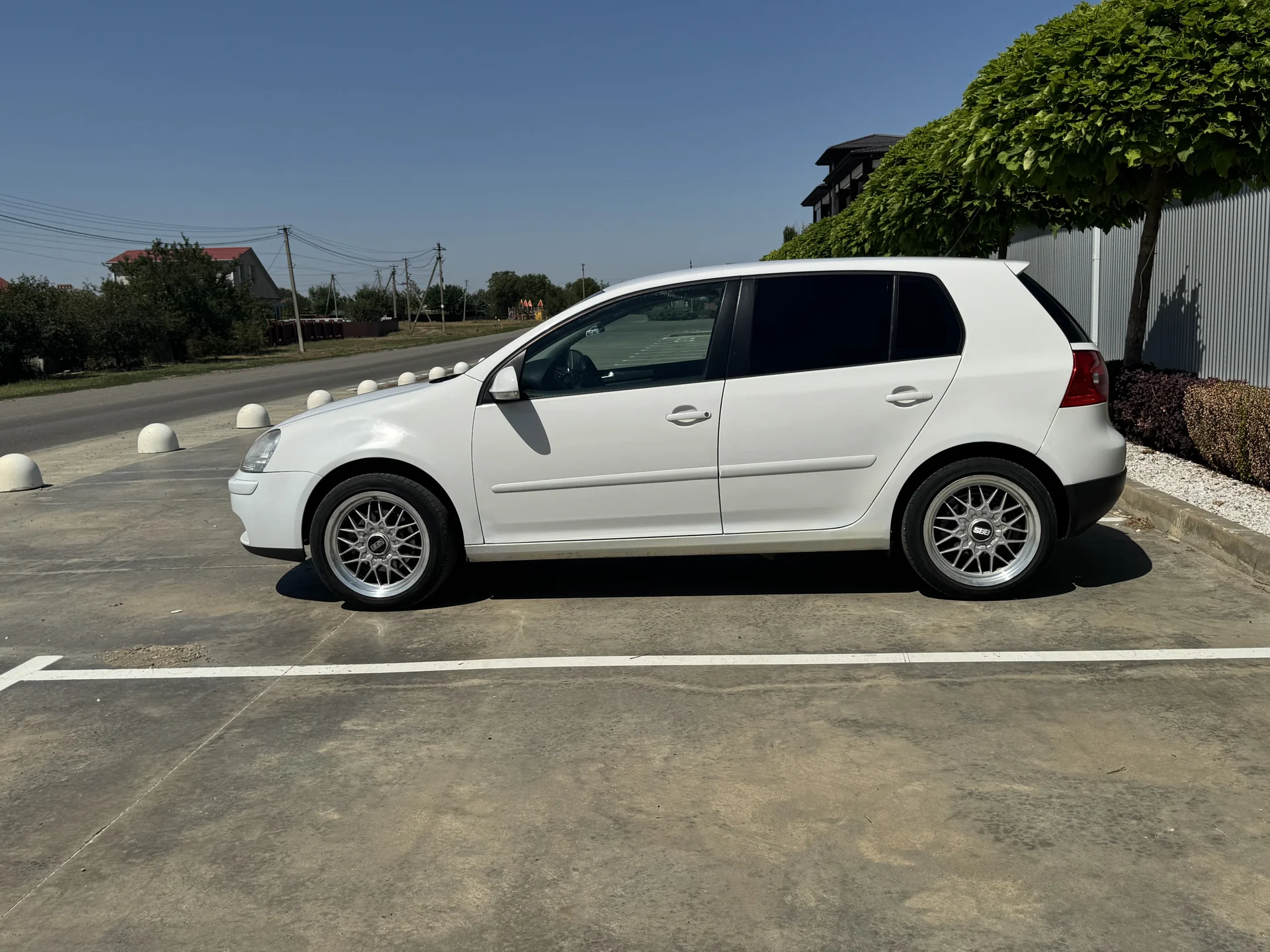 volkswagen golf mk5 - миниатюра 6